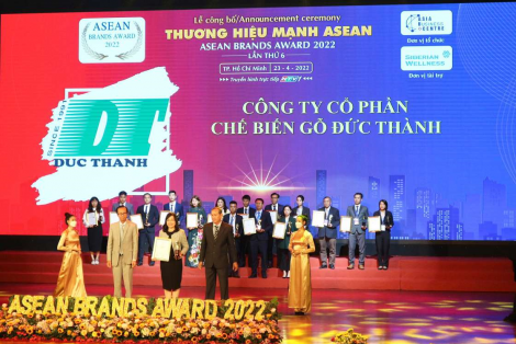 Gỗ Đức Thành tự hào nhận giải thưởng top 10  thương hiệu mạnh ASEAN 2022  -  ASEAN BRANDS AWARD 2022